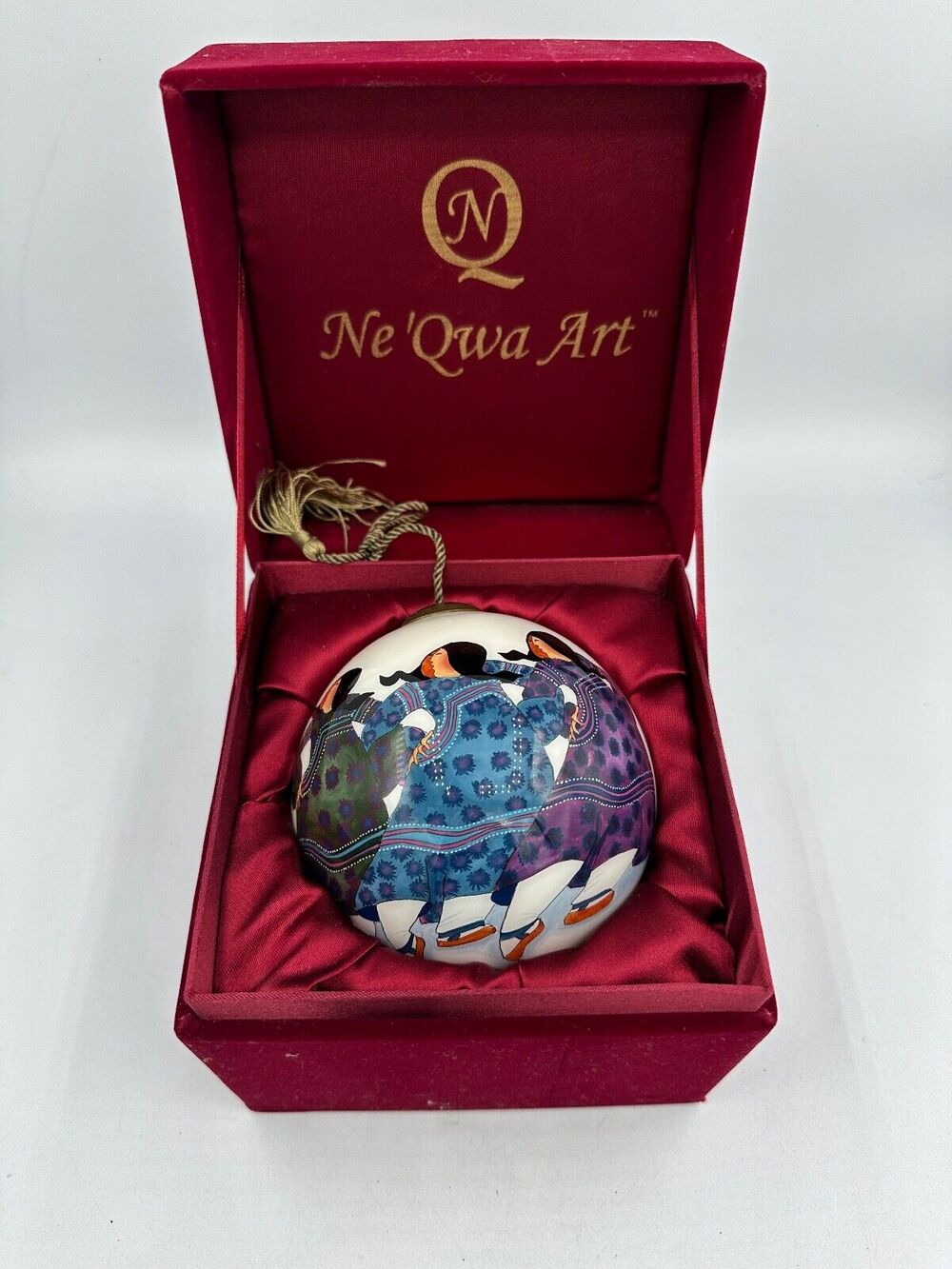 Ne'Qwa Art Ornament Hand Painted Chorus Line Girls WI-BL-312